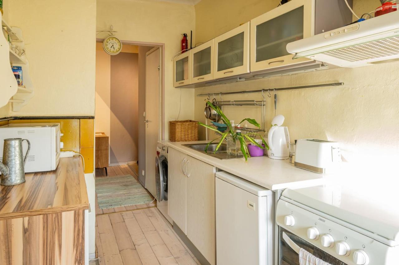Artists Apartment Near Telliskivi Creative Centre Tallinn Luaran gambar